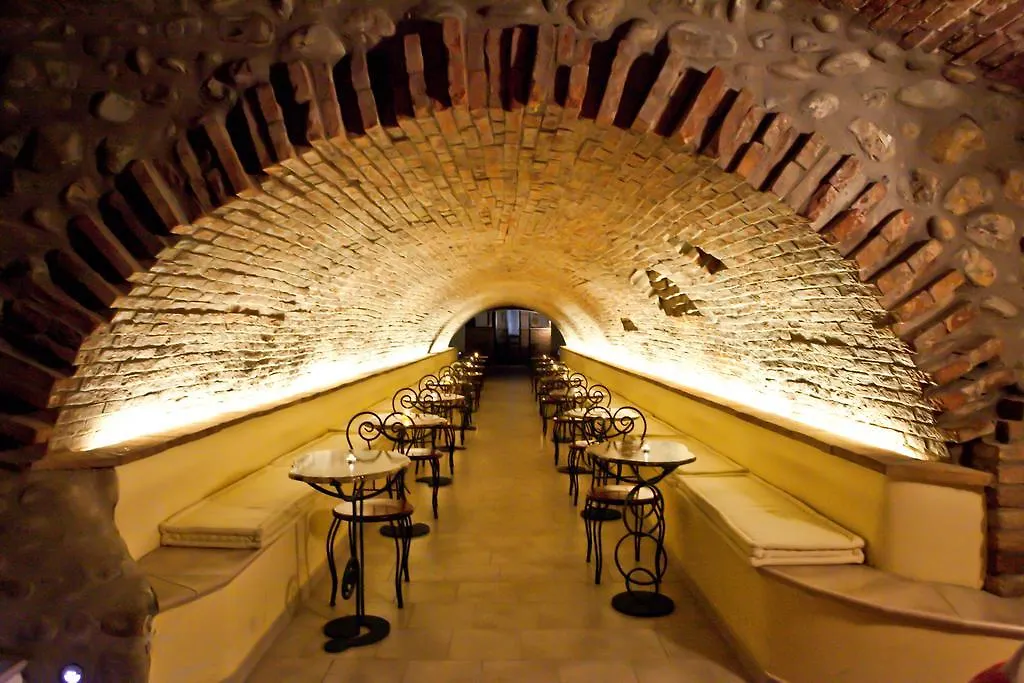 Hotel La Cartiera Vignola  Vignola (Emilia-Romagna)